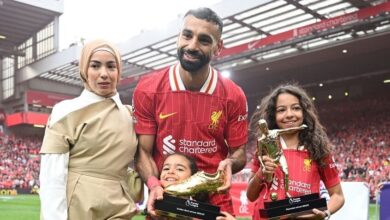محمد صلاح وعائلته