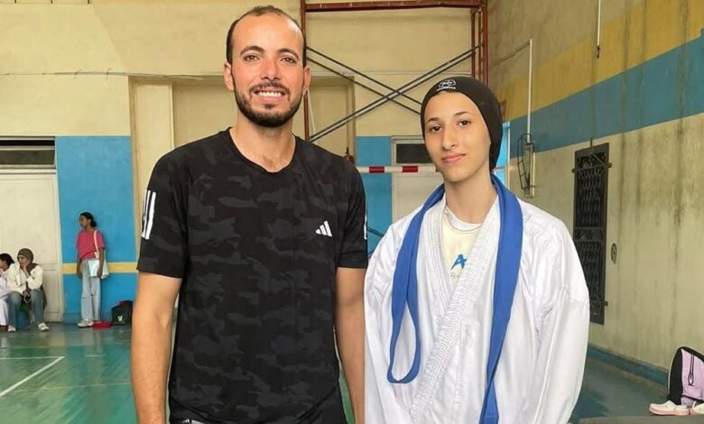 فاطمة عبد الله تصعد لتصفيات بطولة الجمهورية للمدارس في الكاراتيه